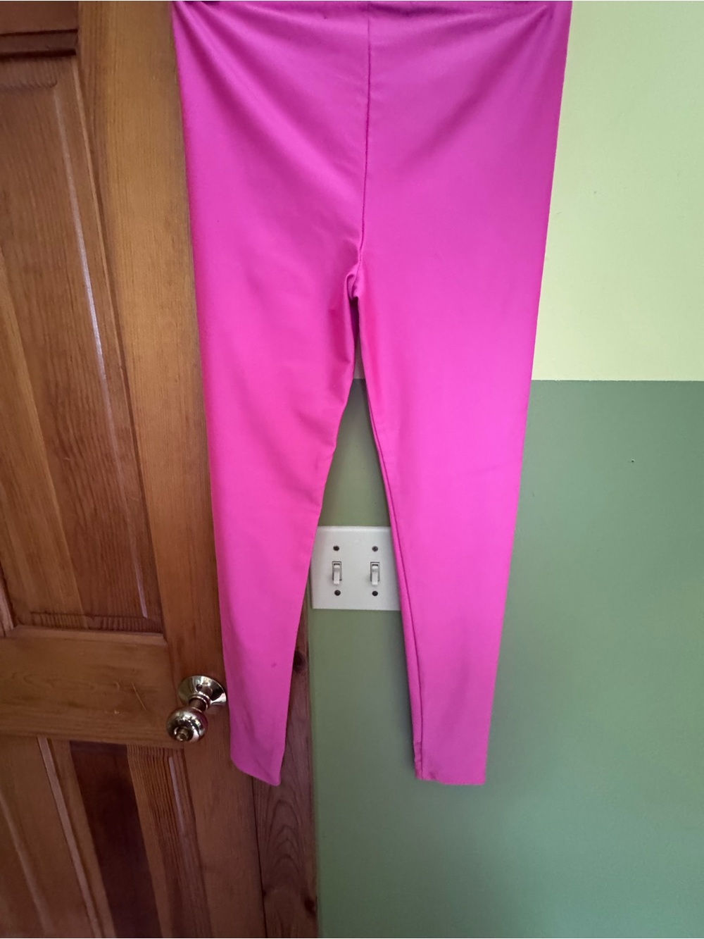 Bright Pink High-Rise Stretch Leggings